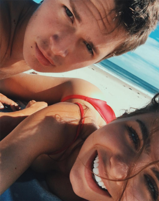 Ansel Elgort, Violetta Komyshan